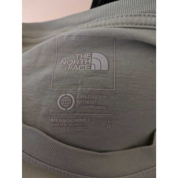The North face athletic lounge casual jumbo half dome logo T-shirt - Picture 6 of 6